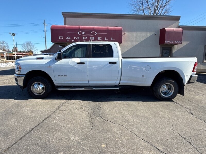 2024 RAM 3500 Big Horn   - Photo 1 - Rushville, IN 46173