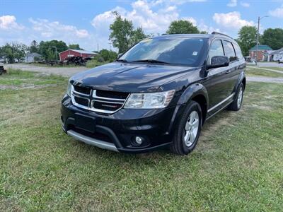 2012 Dodge Journey SXT   - Photo 2 - Rushville, IN 46173