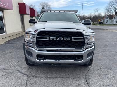 2019 RAM 5500 Tradesman   - Photo 3 - Rushville, IN 46173