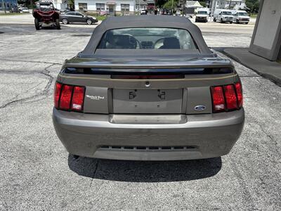 2002 Ford Mustang Deluxe   - Photo 7 - Rushville, IN 46173