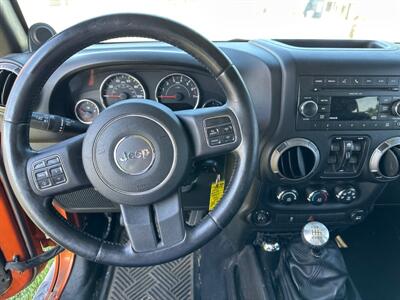 2011 Jeep Wrangler Unlimited Sport   - Photo 11 - Rushville, IN 46173