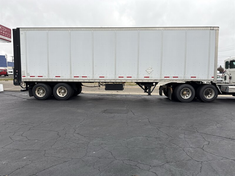 2011 Wabash Box Trailer   - Photo 1 - Rushville, IN 46173