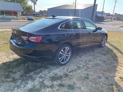 2023 Chevrolet Malibu LT   - Photo 6 - Rushville, IN 46173