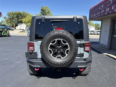 2015 Jeep Wrangler Unlimited Rubicon   - Photo 6 - Rushville, IN 46173