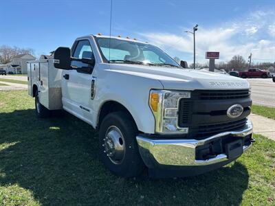 2017 Ford F-350 Super Duty XL   - Photo 4 - Rushville, IN 46173