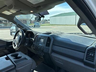 2017 Ford F-350 Super Duty XL   - Photo 17 - Rushville, IN 46173