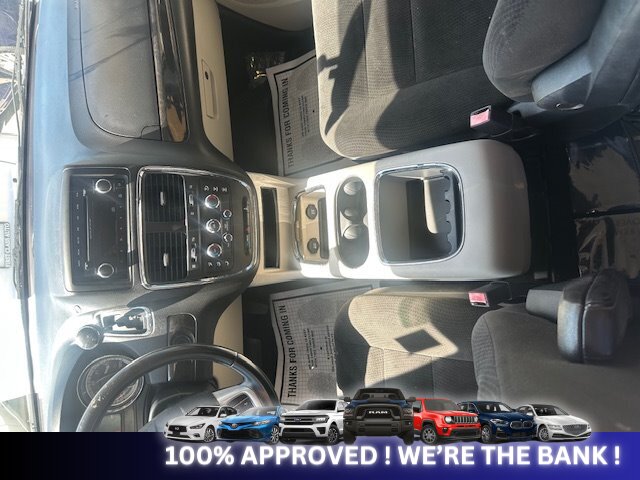 2025 Toyota Corolla Hatchback SE   - Photo 11 - Naples, FL 34112