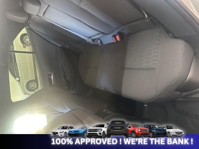 2025 Toyota Corolla Hatchback SE   - Photo 6 - Naples, FL 34112