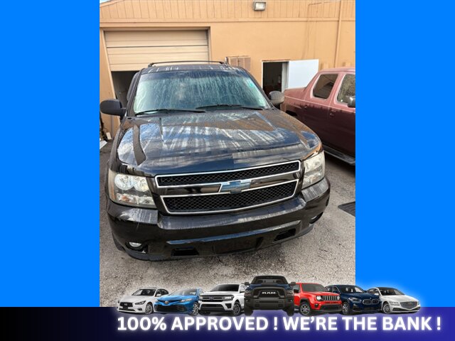 2013 Chevrolet Suburban LT  