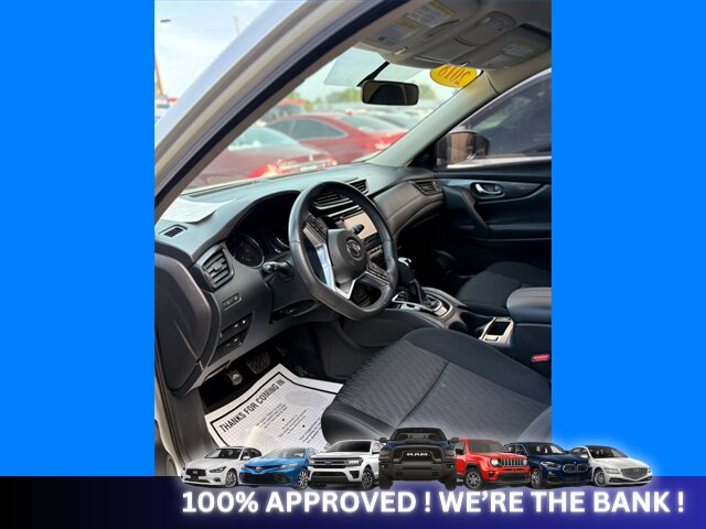 2017 Nissan Pathfinder S   - Photo 4 - Naples, FL 34112