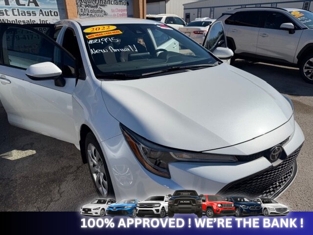 2022 Toyota Corolla LE   - Photo 1 - Naples, FL 34112
