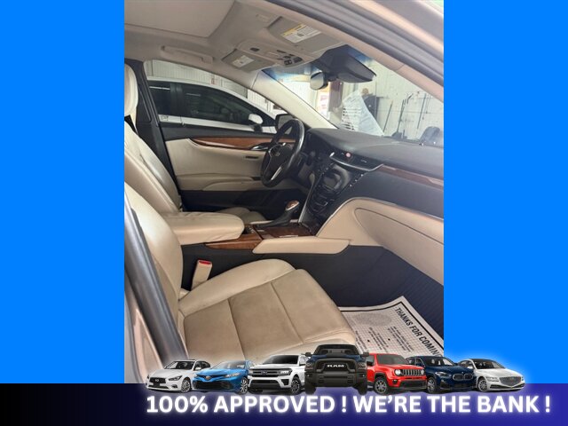 2019 Cadillac XTS Luxury - Photo 4 - Naples, FL 34112