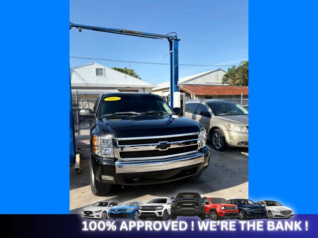 2007 Chevrolet Silverado 1500 Work Truck   - Photo 4 - Naples, FL 34112