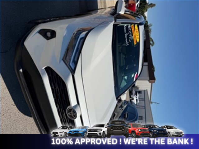 2022 Toyota RAV4 XLE Premium - Photo 3 - Naples, FL 34112