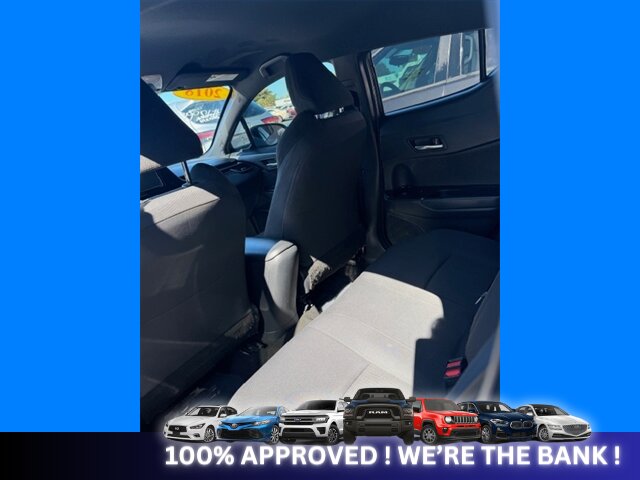 2018 Toyota C-HR XLE   - Photo 5 - Naples, FL 34112