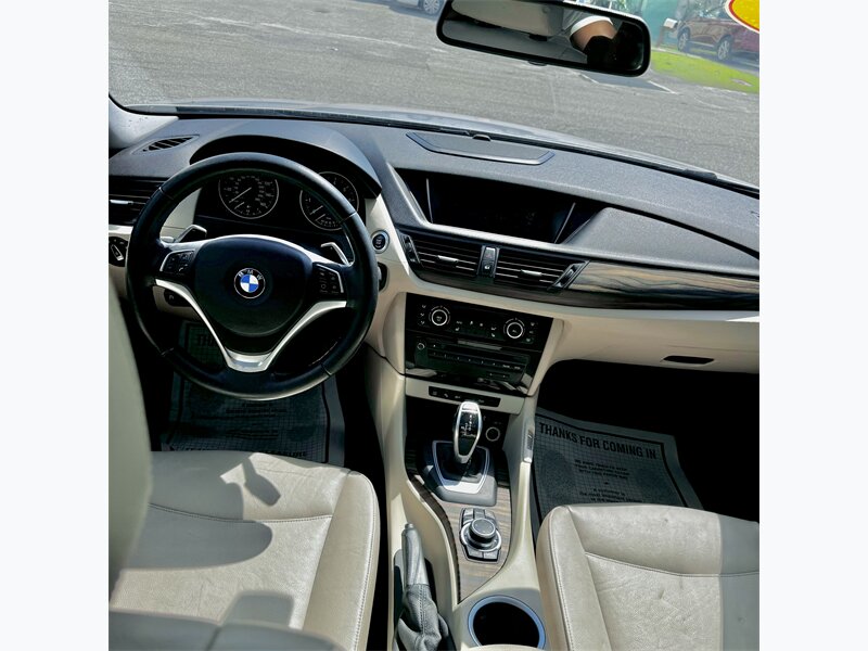 2014 BMW X1 sDrive28i   - Photo 8 - Naples, FL 34112