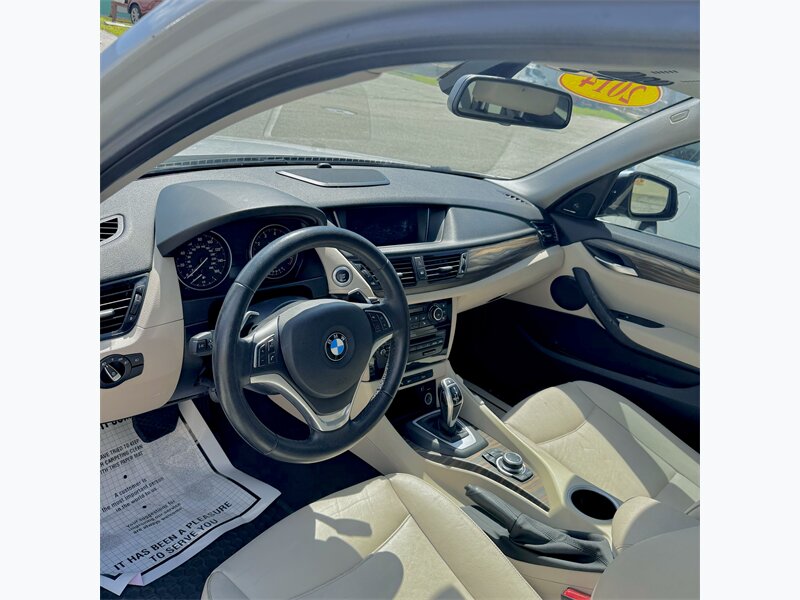 2014 BMW X1 sDrive28i   - Photo 11 - Naples, FL 34112