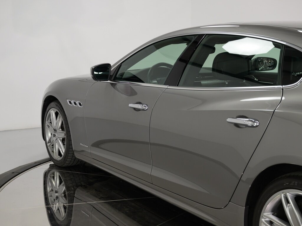 2021 Maserati Quattroporte S GranLusso $116K MSRP   - Photo 27 - Sarasota, FL 34243