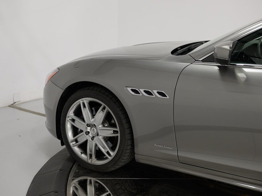 2021 Maserati Quattroporte S GranLusso $116K MSRP   - Photo 18 - Sarasota, FL 34243