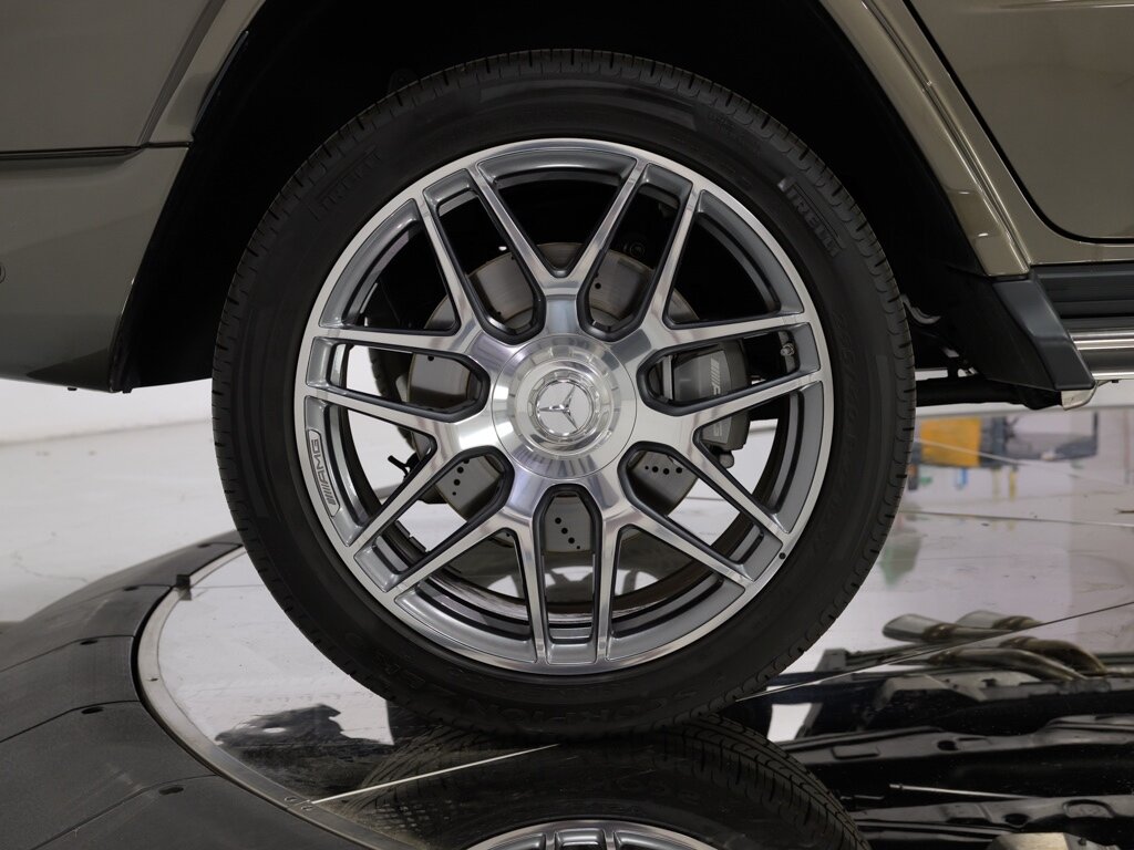 2024 Mercedes-Benz AMG G63 Exclusive Interior Package Plus   - Photo 35 - Sarasota, FL 34243