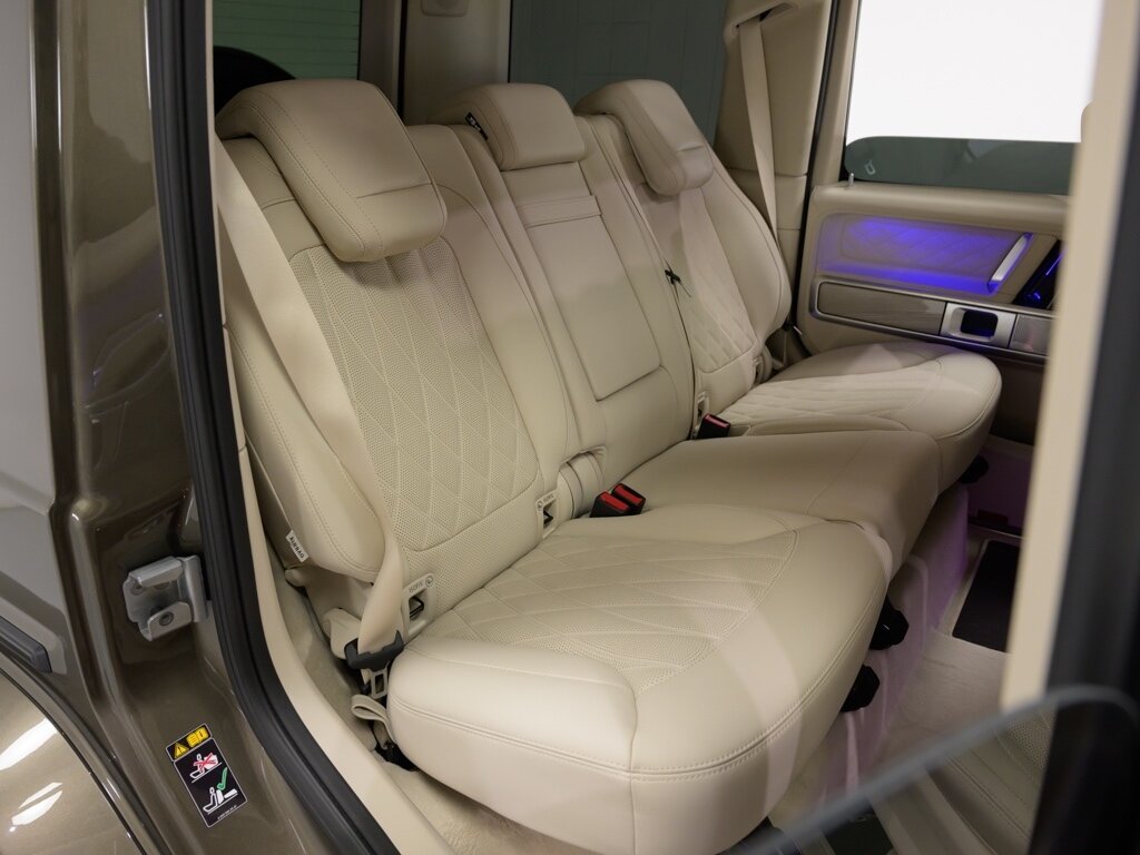2024 Mercedes-Benz AMG G63 Exclusive Interior Package Plus   - Photo 42 - Sarasota, FL 34243