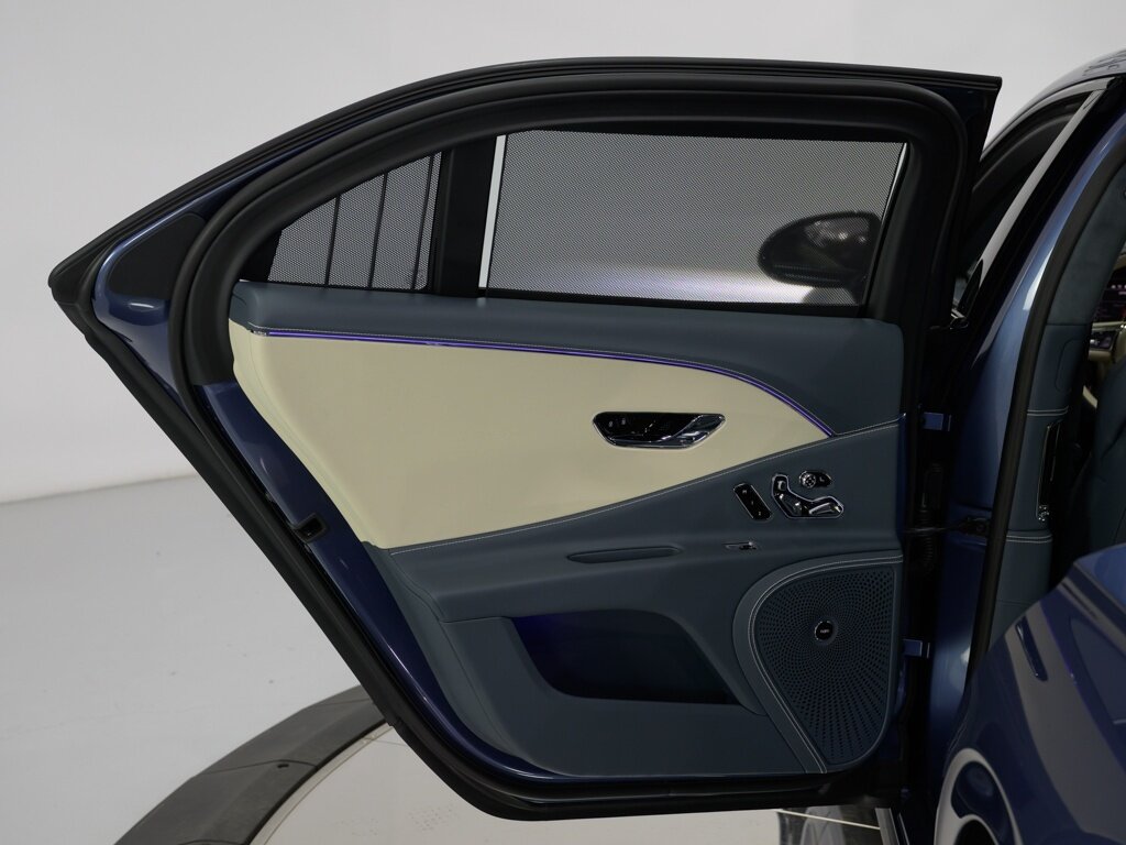2023 Bentley Flying Spur S V8 $322K MSRP Styling Specification   - Photo 40 - Sarasota, FL 34243