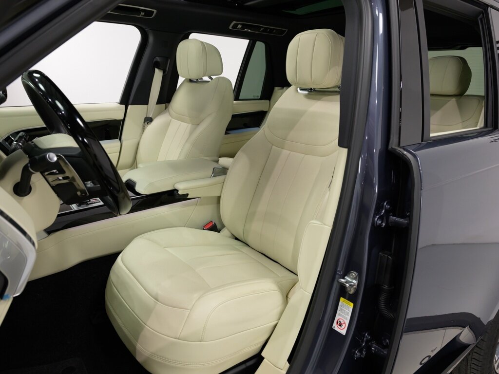 2024 Land Rover Range Rover V8 SE Shadow Exterior Pack Hot Climate Pack   - Photo 40 - Sarasota, FL 34243