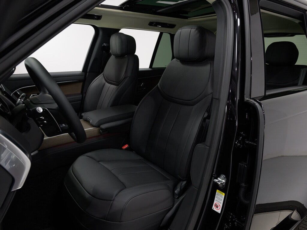 2024 Land Rover Range Rover SE 23 " Style 1075 Gloss Black Wheels   - Photo 40 - Sarasota, FL 34243