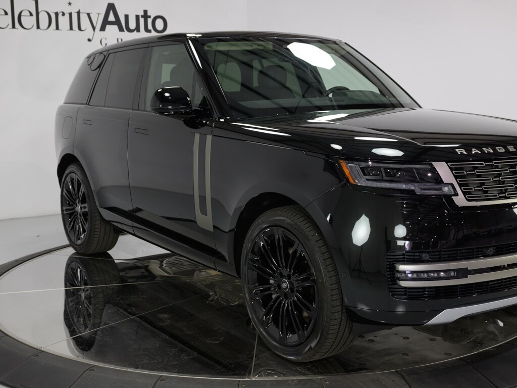 2024 Land Rover Range Rover SE 23 " Style 1075 Gloss Black Wheels   - Photo 10 - Sarasota, FL 34243