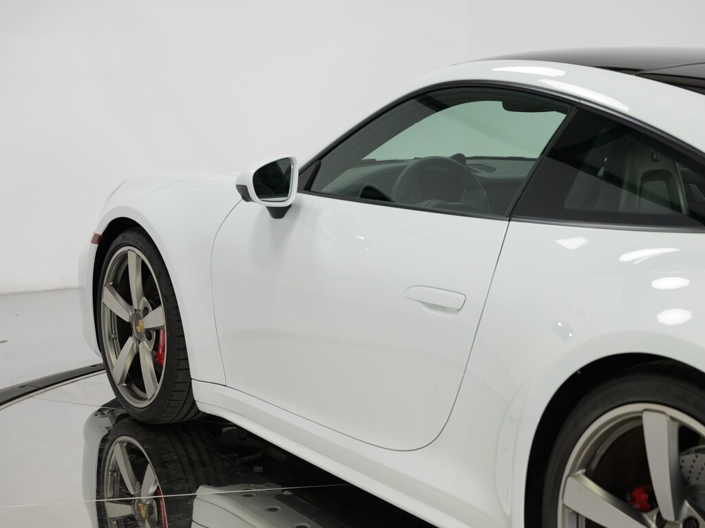 2024 Porsche 911 Carrera 4S Aerokit Sport Package   - Photo 27 - Sarasota, FL 34243
