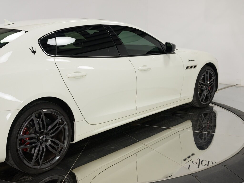 2022 Maserati Quattroporte Modena Comfort & Convenience Pack   - Photo 24 - Sarasota, FL 34243