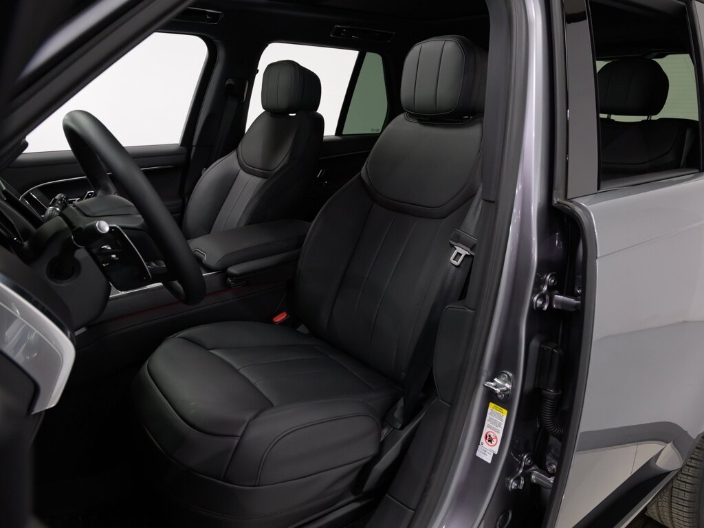 2024 Land Rover Range Rover SE 23 " Gloss Black Wheels   - Photo 41 - Sarasota, FL 34243