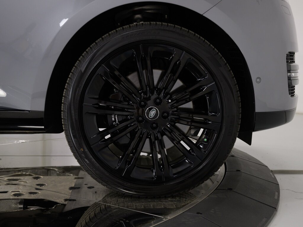 2024 Land Rover Range Rover SE 23 " Gloss Black Wheels   - Photo 34 - Sarasota, FL 34243