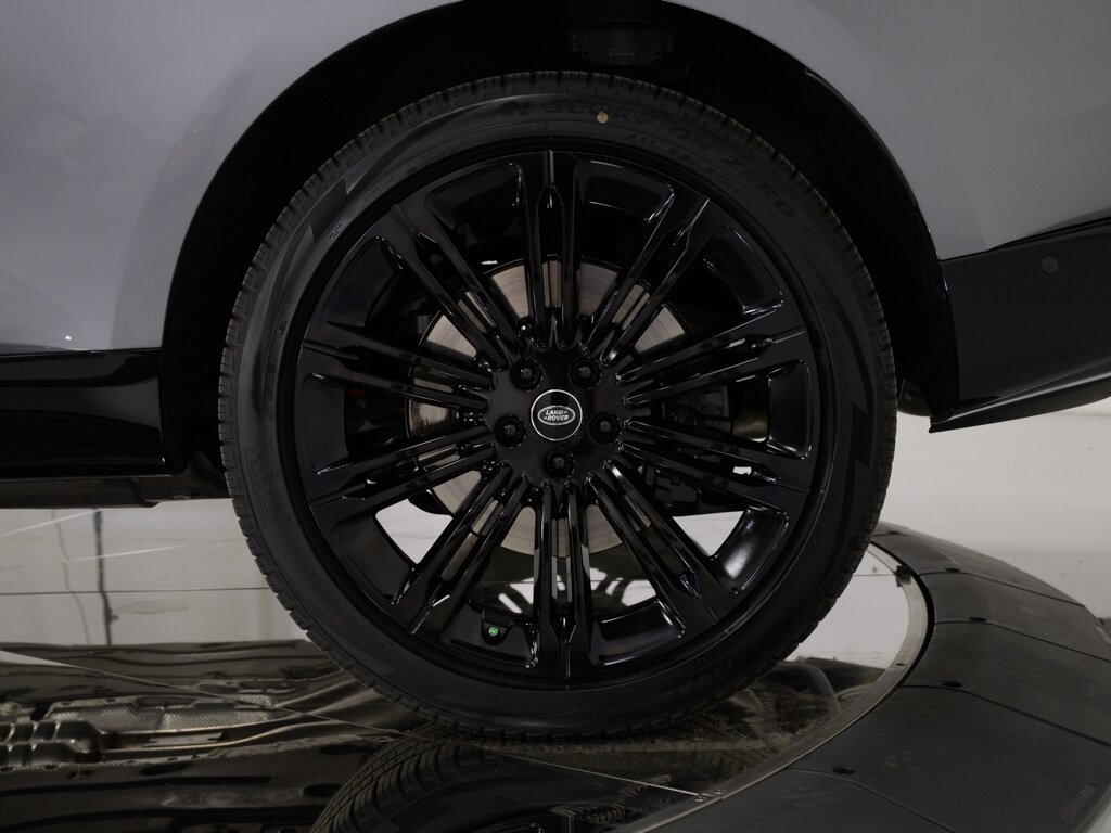 2024 Land Rover Range Rover SE 23 " Gloss Black Wheels   - Photo 33 - Sarasota, FL 34243