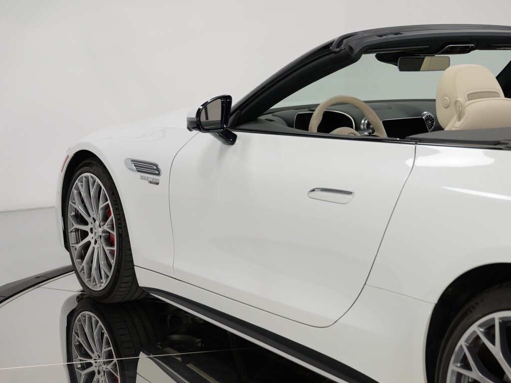 2022 Mercedes-Benz AMG SL55 Touring Line $146K MSRP   - Photo 36 - Sarasota, FL 34243