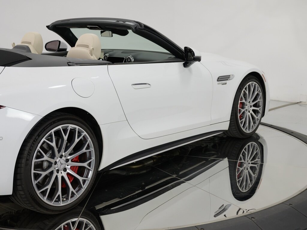 2022 Mercedes-Benz AMG SL55 Touring Line $146K MSRP   - Photo 33 - Sarasota, FL 34243