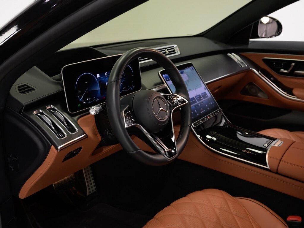 2023 Mercedes-Benz S500 4MATIC AMG Line 3D Tech Package   - Photo 45 - Sarasota, FL 34243