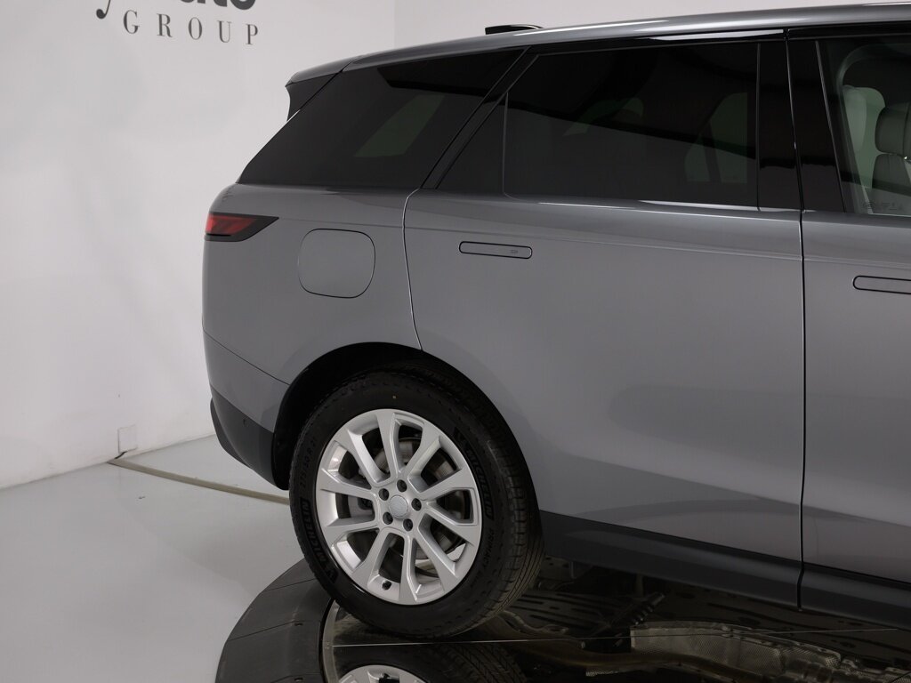 2024 Land Rover Range Rover Sport SE Cold Climate Pack   - Photo 28 - Sarasota, FL 34243