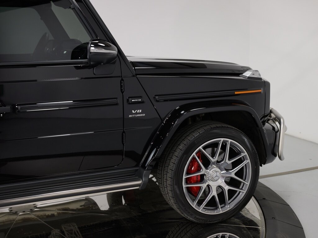 2024 Mercedes-Benz AMG G63 22 " AMG Cross-Spoke Wheels   - Photo 17 - Sarasota, FL 34243