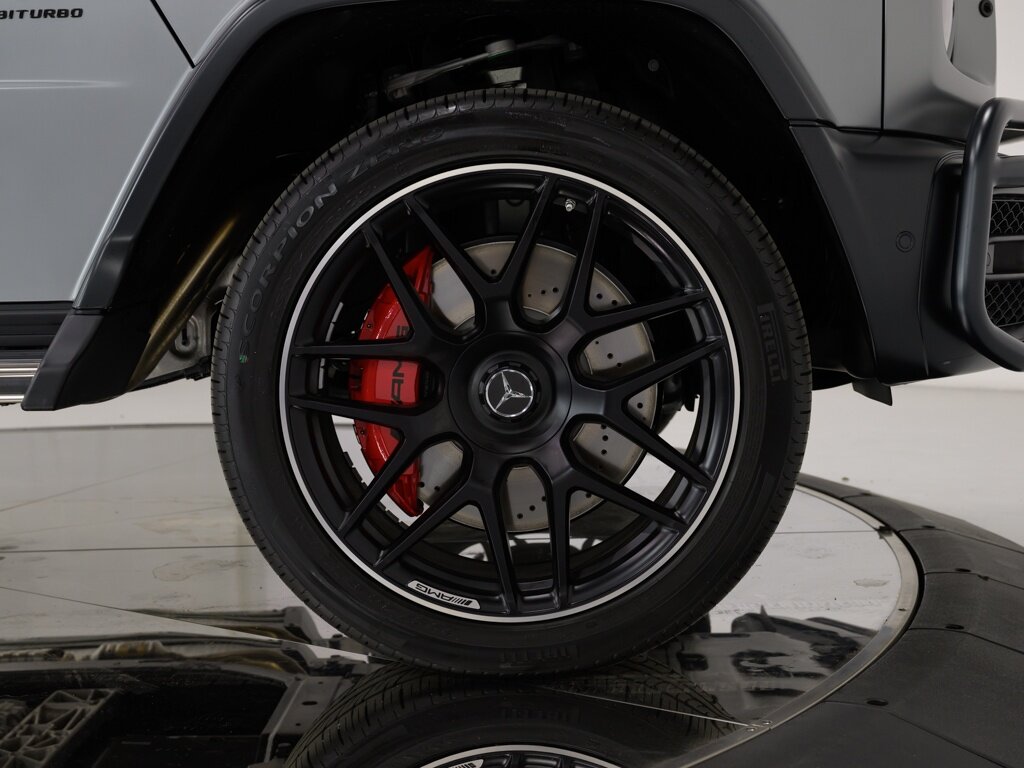 2024 Mercedes-Benz AMG G63 MANUFAKTUR Interior Package 22 " AMG Wheels   - Photo 34 - Sarasota, FL 34243