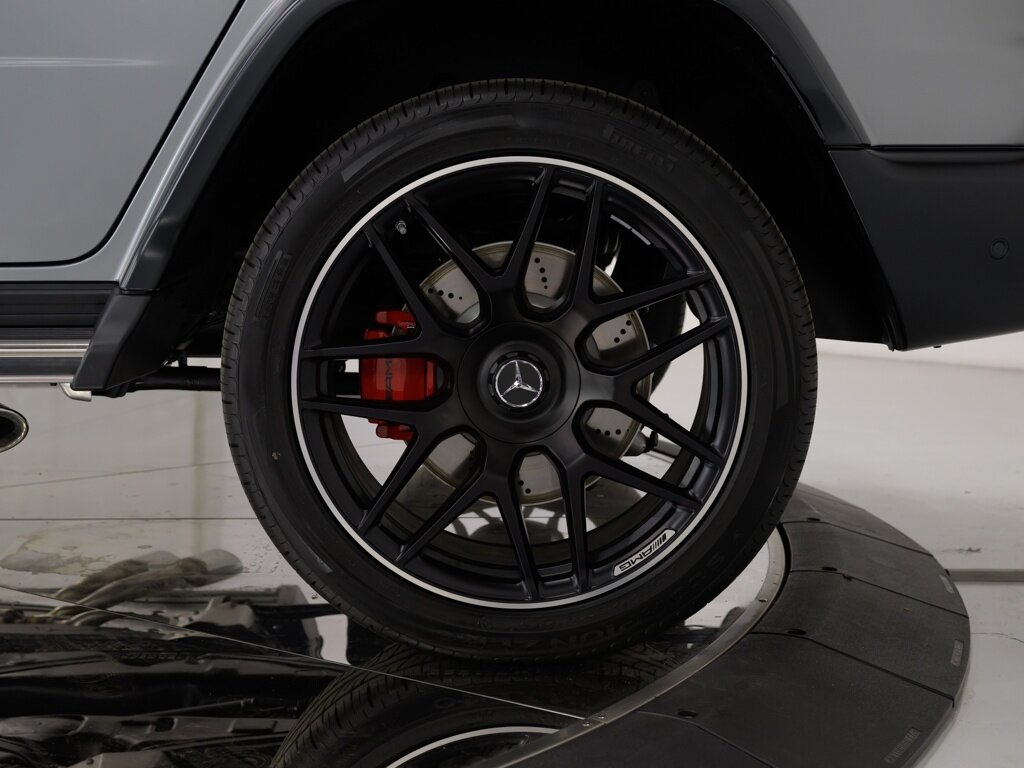 2024 Mercedes-Benz AMG G63 MANUFAKTUR Interior Package 22 " AMG Wheels   - Photo 33 - Sarasota, FL 34243