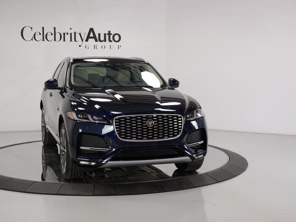 2021 Jaguar F-Pace S AWD SVO Premium Palette Exterior $67K MSRP   - Photo 19 - Sarasota, FL 34243