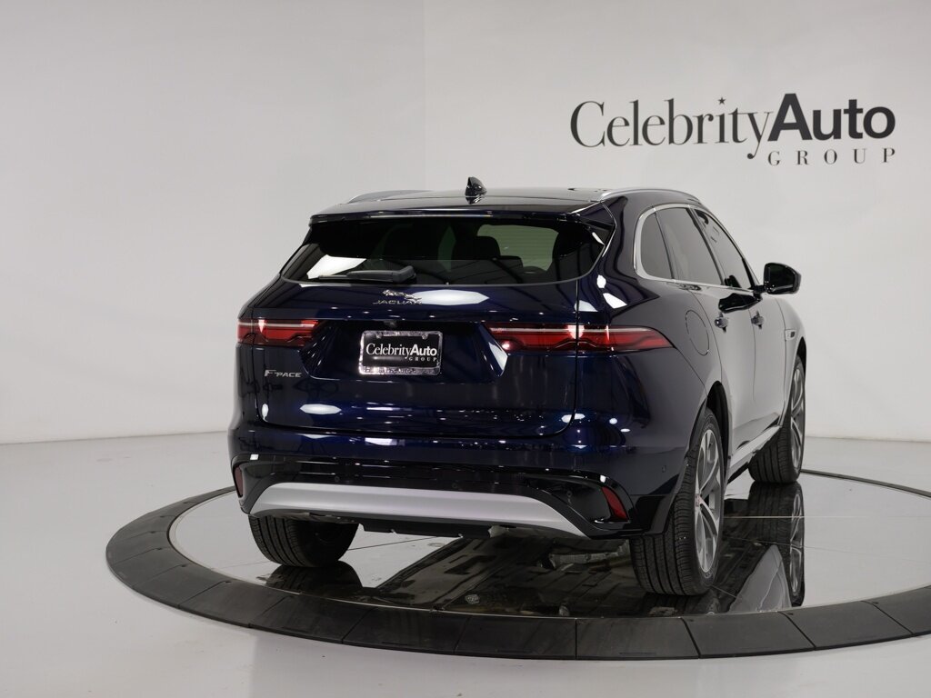 2021 Jaguar F-Pace S AWD SVO Premium Palette Exterior $67K MSRP   - Photo 31 - Sarasota, FL 34243