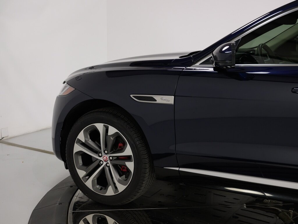 2021 Jaguar F-Pace S AWD SVO Premium Palette Exterior $67K MSRP   - Photo 18 - Sarasota, FL 34243