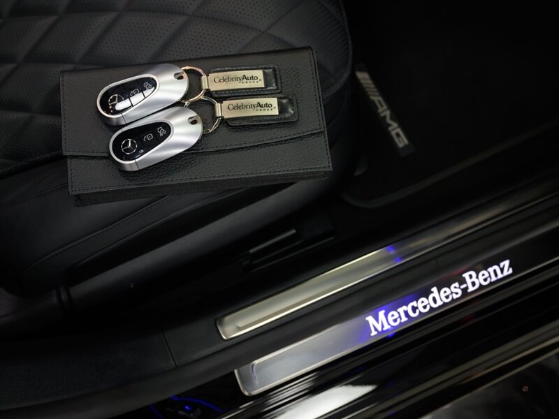 2023 Mercedes-Benz S-Class S580 4MATIC AMG Line $137K MSR photo