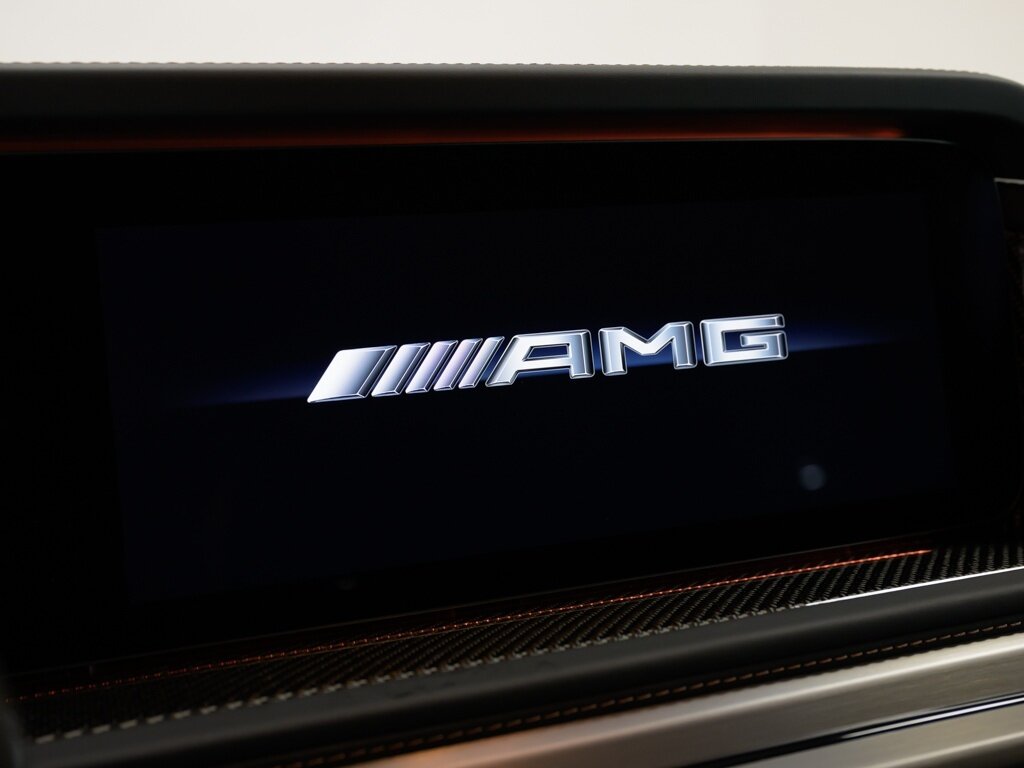 2024 Mercedes-Benz AMG G63 Manufaktur Exclusive Edition $221,950 MSRP   - Photo 52 - Sarasota, FL 34243