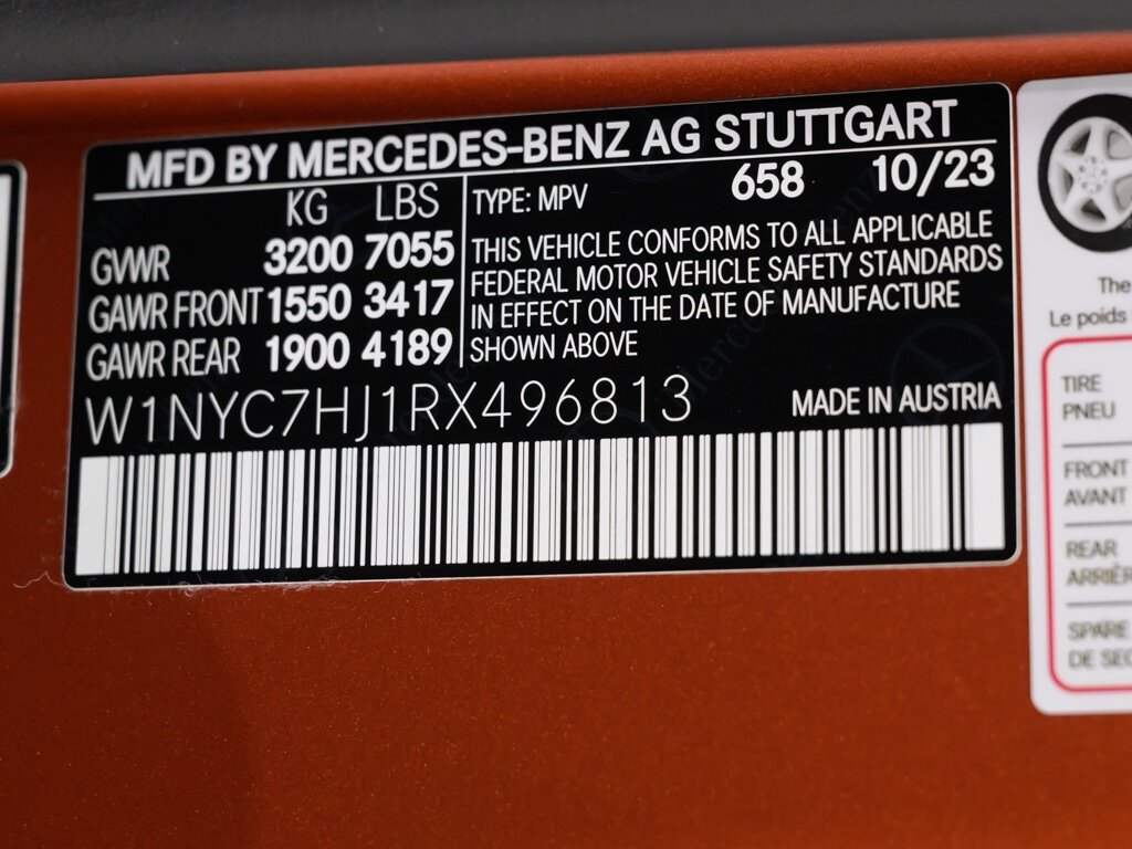 2024 Mercedes-Benz AMG G63 Manufaktur Exclusive Edition $221,950 MSRP   - Photo 68 - Sarasota, FL 34243