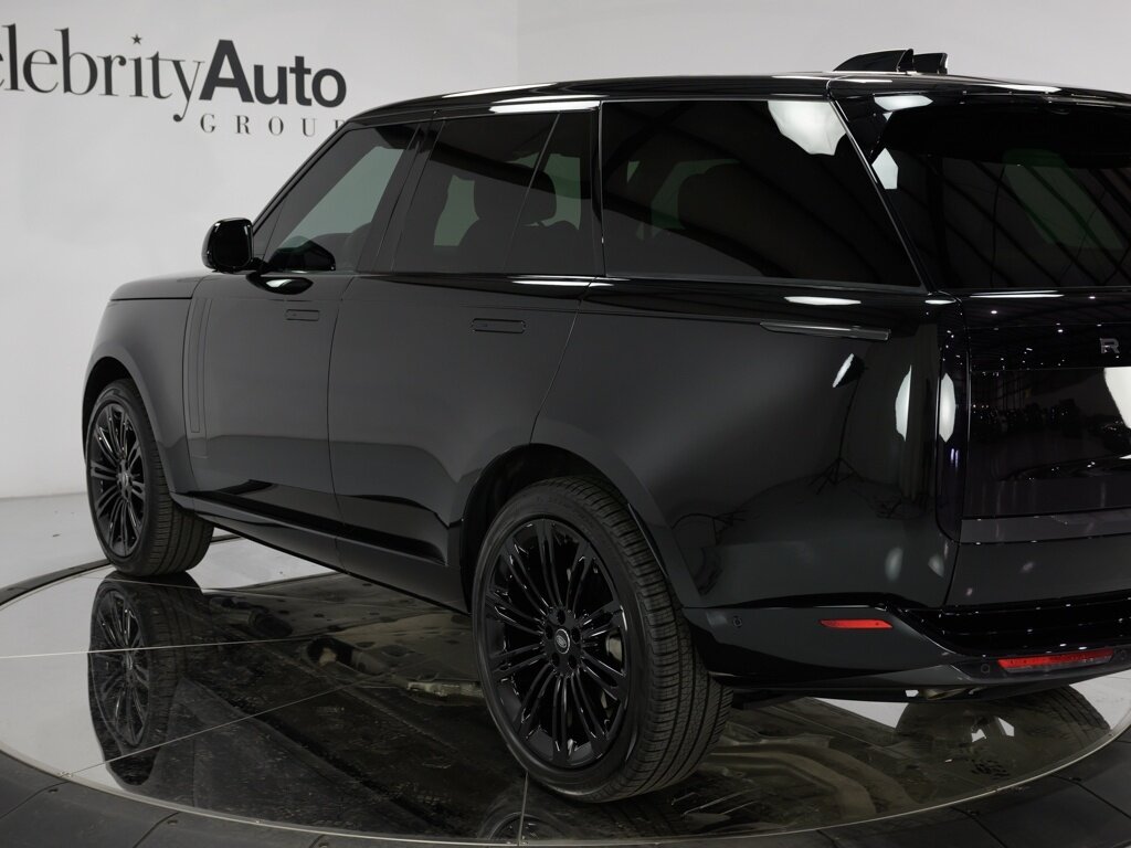 2024 Land Rover Range Rover SE 23 " Style 1075 Gloss Black Wheels   - Photo 23 - Sarasota, FL 34243