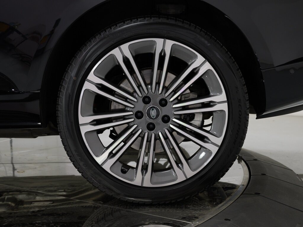 2024 Land Rover Range Rover V8 SE 23 " Style 1075 Wheels   - Photo 33 - Sarasota, FL 34243