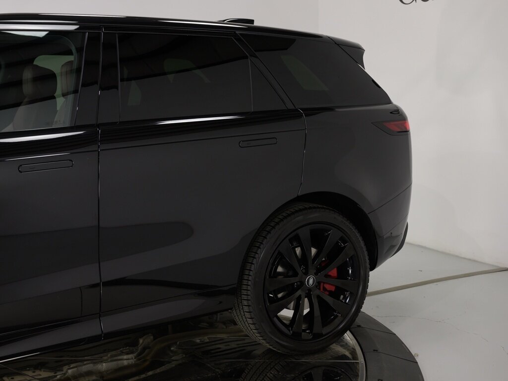 2023 Land Rover Range Rover Sport Dynamic SE 23 " Gloss Black Wheels   - Photo 29 - Sarasota, FL 34243